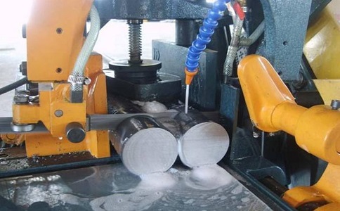 凯里卧式带锯床的送料方式有哪几种？